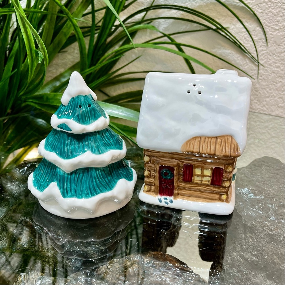Christmas Tree and Log Cabin Salt Pepper Shaker Set - Holly Tree Winter Scene